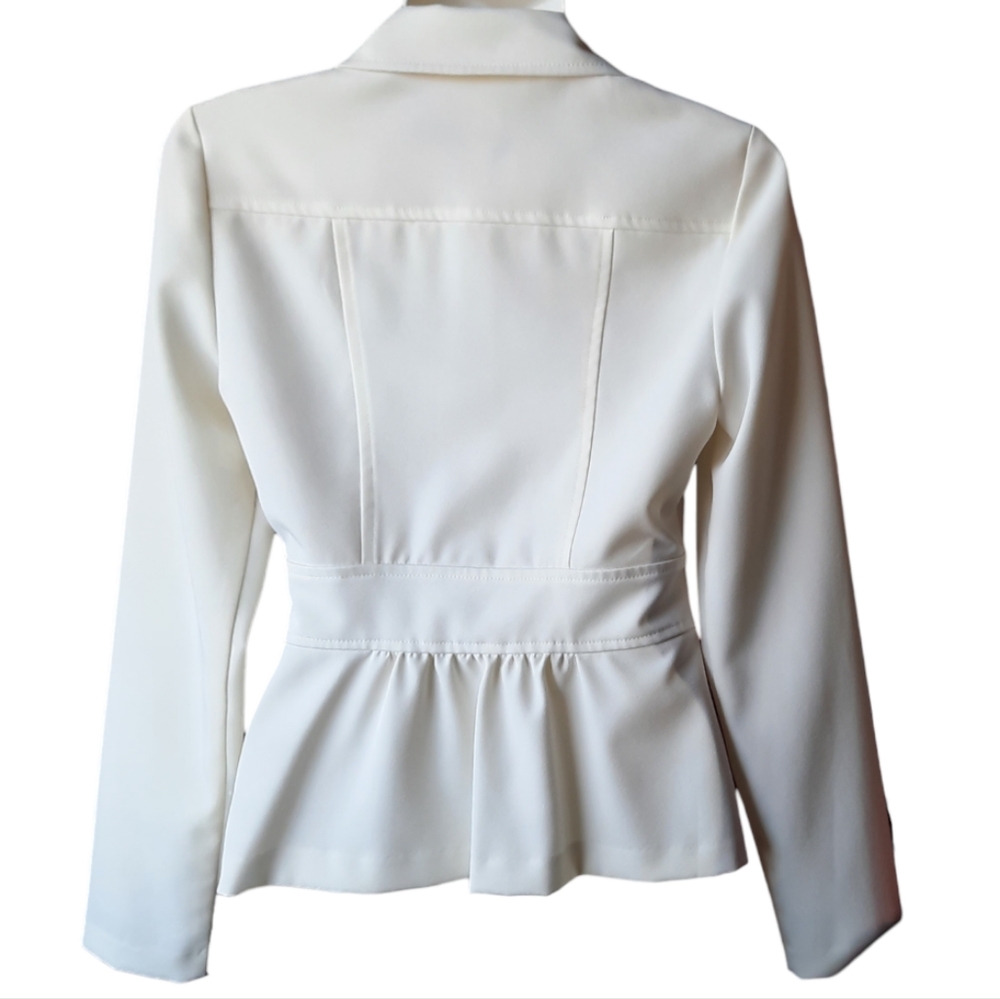 City Triangles Ivory Fitted Blazer - Picture 4 of 4